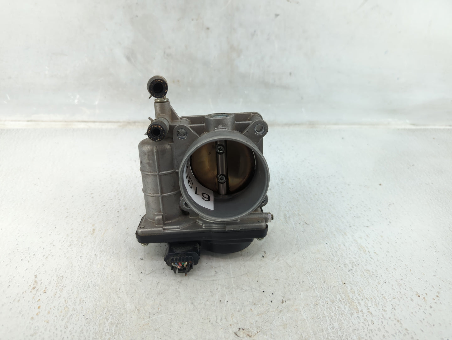 2007-2013 Nissan Altima Throttle Body P/N:0524H RME60-15 Fits Fits 2007 2008 2009 2010 2011 2012 2013 OEM Used Auto Parts - 