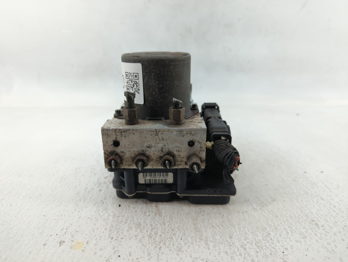 2010 Nissan Altima ABS Pump Control Module Replacement P/N:47660 ZX00A Fits OEM Used Auto Parts - Oemusedautoparts1.com