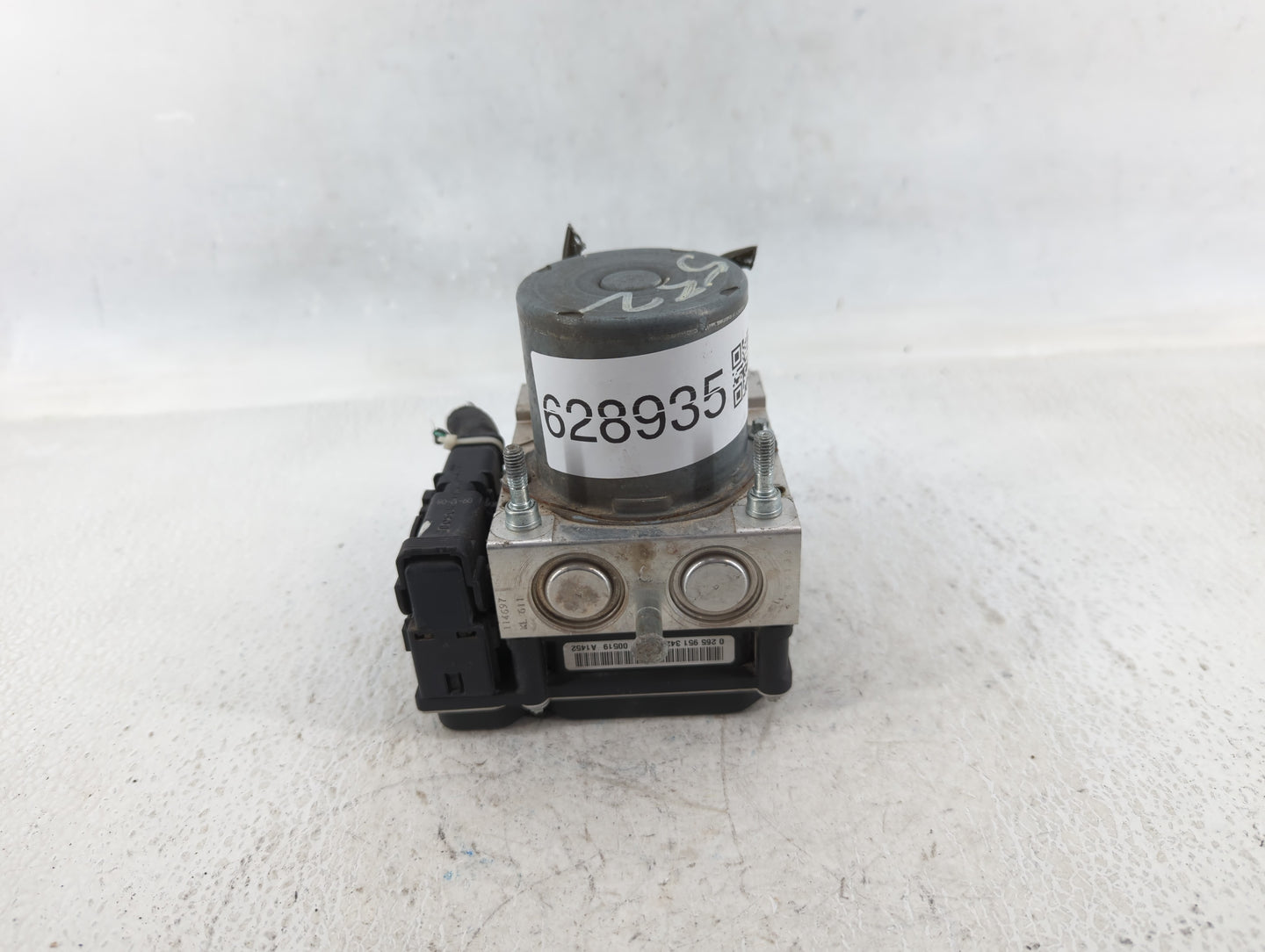 2010 Nissan Altima ABS Pump Control Module Replacement P/N:47660 ZX00A Fits OEM Used Auto Parts - Oemusedautoparts1.com
