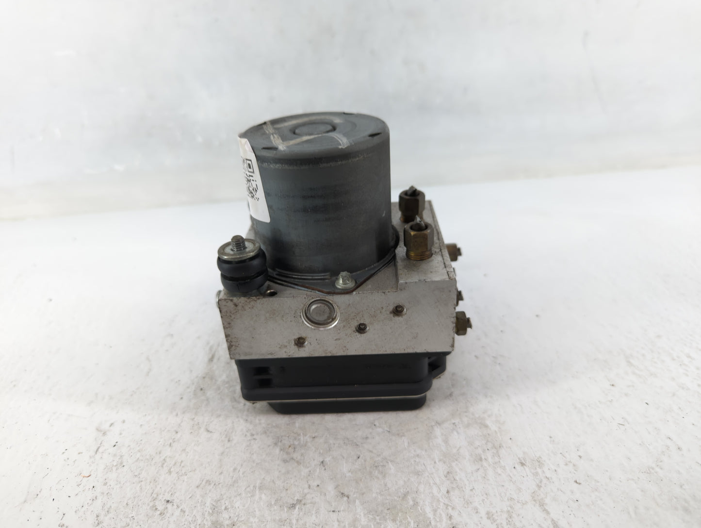 2010 Nissan Altima ABS Pump Control Module Replacement P/N:47860 ZX10A 0 265 230 665 00 Fits OEM Used Auto Parts - Oemusedau