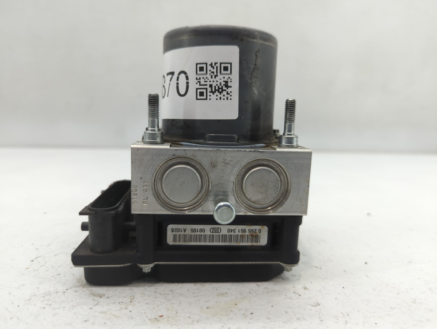 2010 Nissan Altima ABS Pump Control Module Replacement P/N:00 47660 ZX10A 0 265 230 665 Fits OEM Used Auto Parts - Oemusedau