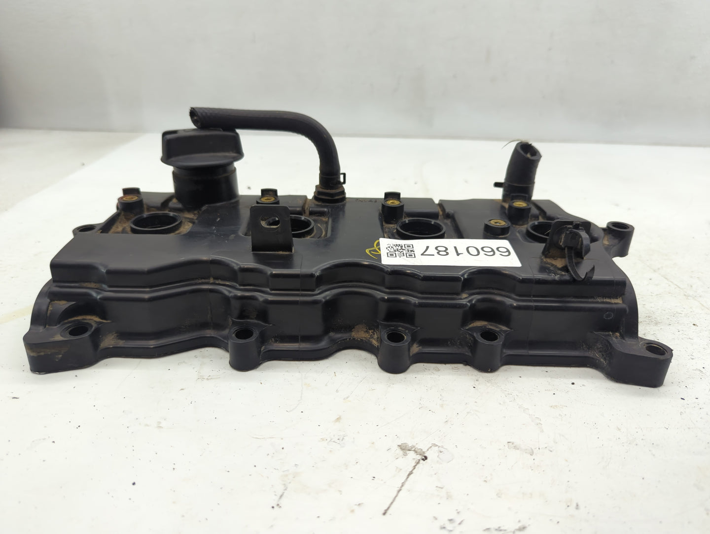 2010 Nissan Altima valve cover - Oemusedautoparts1.com