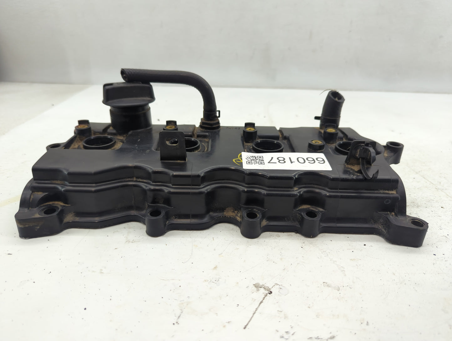 2010 Nissan Altima valve cover - Oemusedautoparts1.com