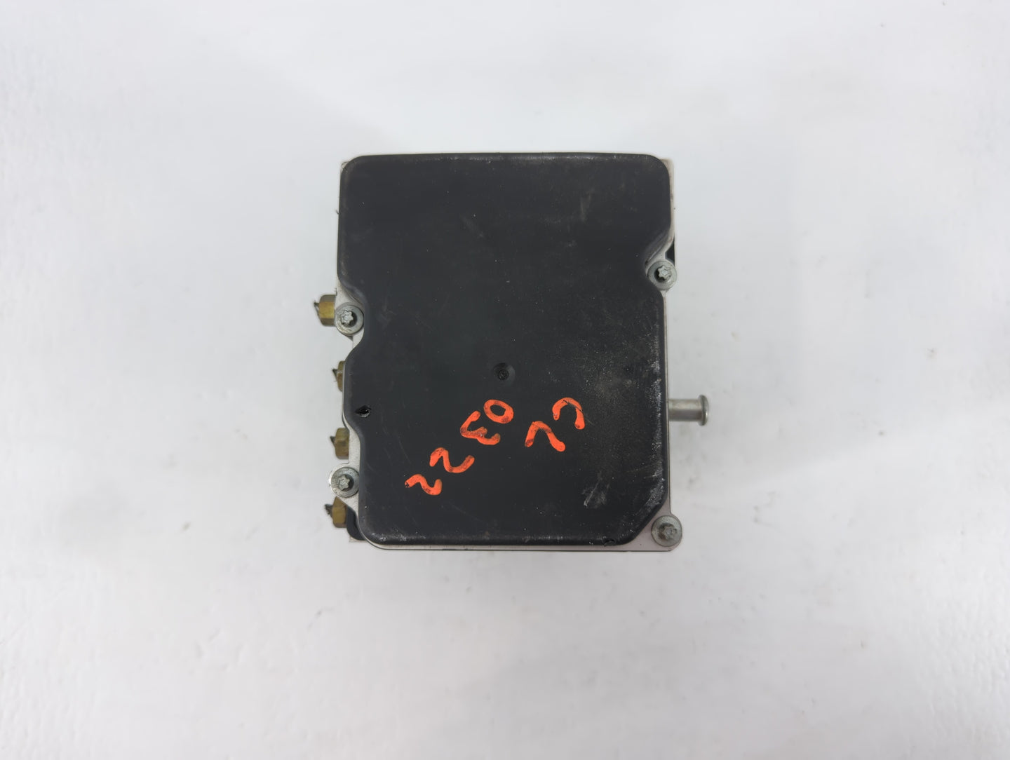2010 Nissan Altima ABS Pump Control Module Replacement P/N:47660 ZX00A Fits OEM Used Auto Parts - Oemusedautoparts1.com