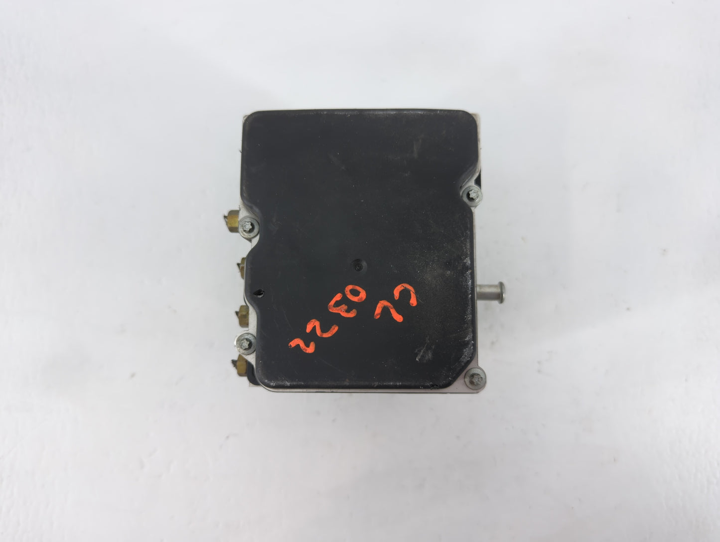 2010 Nissan Altima ABS Pump Control Module Replacement P/N:47660 ZX00A Fits OEM Used Auto Parts - Oemusedautoparts1.com