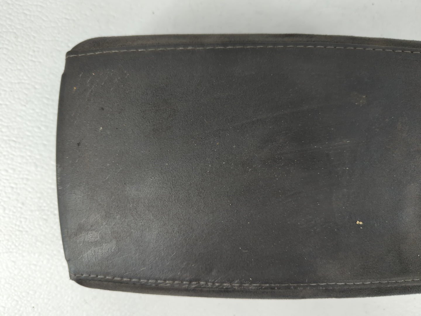 2010 Nissan Altima Center Console Armrest Cover Lid Black - Oemusedautoparts1.com
