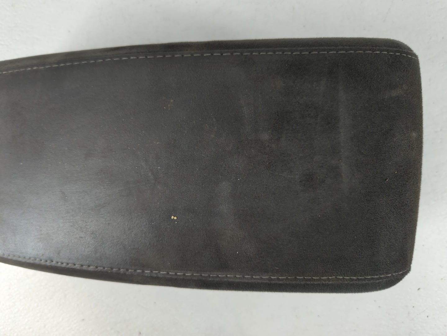 2010 Nissan Altima Center Console Armrest Cover Lid Black - Oemusedautoparts1.com