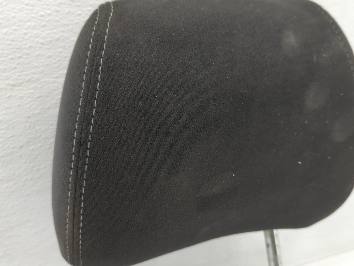 2010-2013 Nissan Altima Headrest Head Rest Front Driver Passenger Seat Fits Fits 2010 2011 2012 2013 OEM Used Auto Parts - O