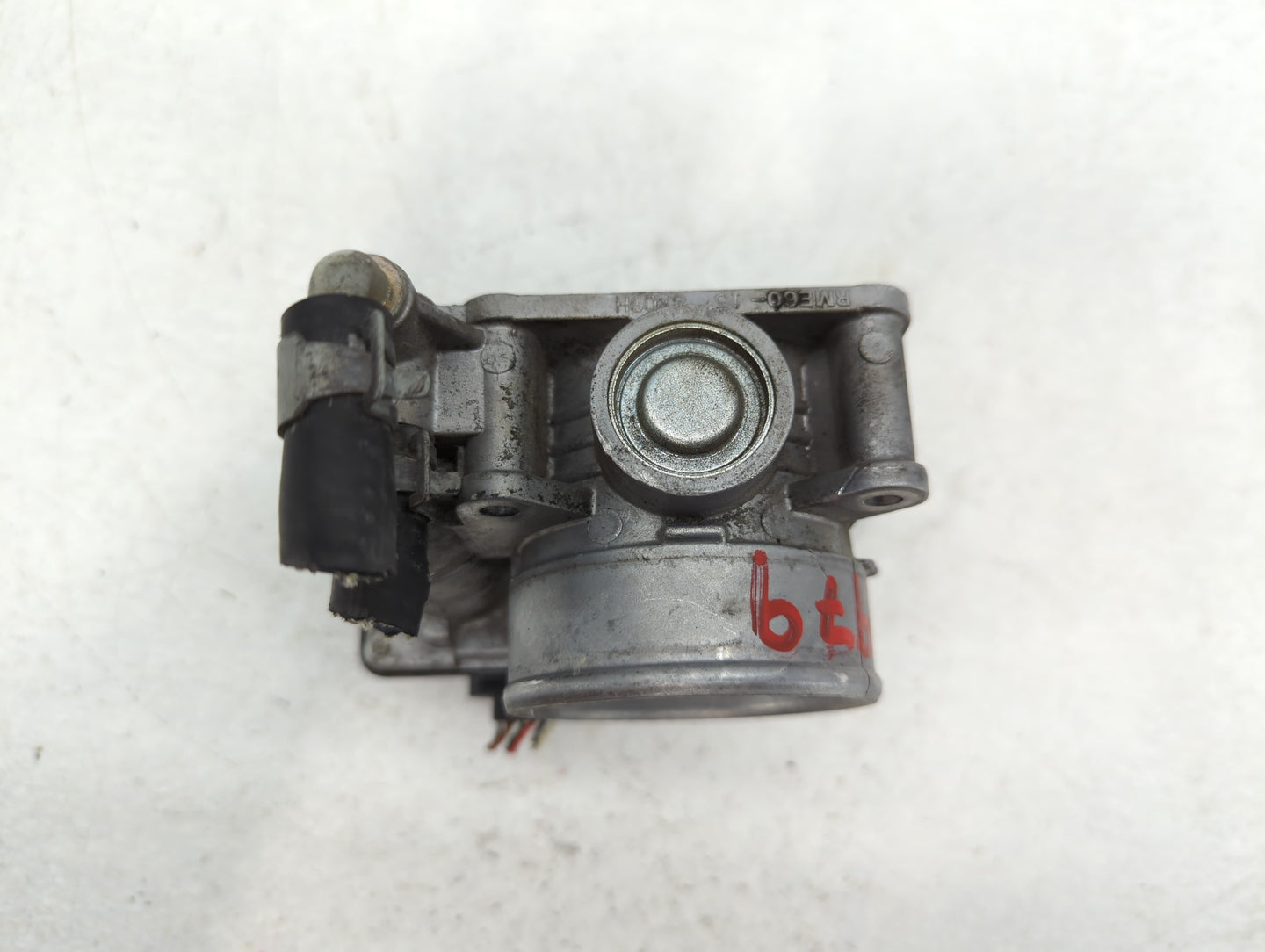 2007-2013 Nissan Altima Throttle Body P/N:G 8X06 1 526-01 Fits Fits 2007 2008 2009 2010 2011 2012 2013 OEM Used Auto Parts -