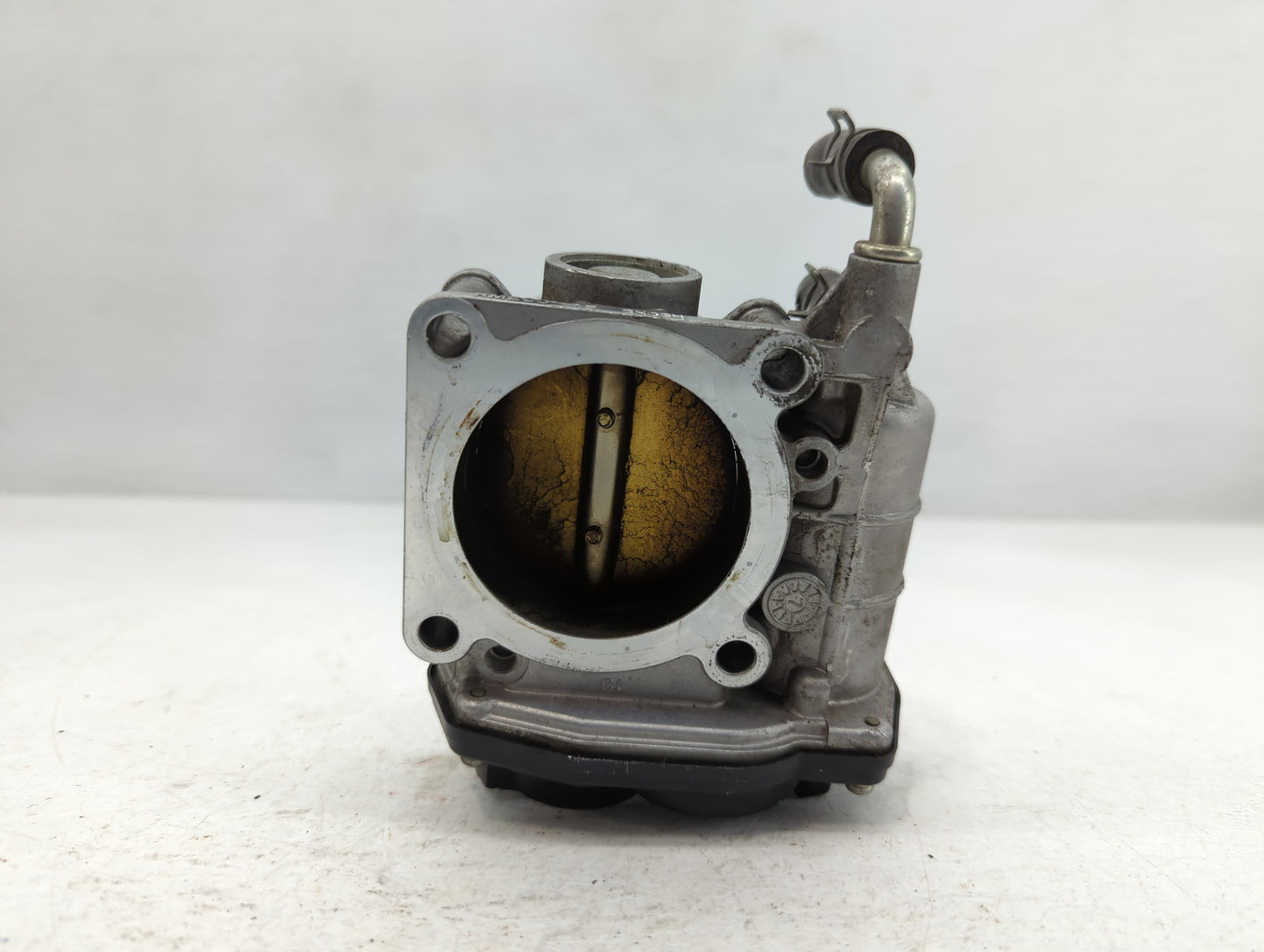 2007-2013 Nissan Altima Throttle Body P/N:G 8X06 1 526-01 Fits Fits 2007 2008 2009 2010 2011 2012 2013 OEM Used Auto Parts -