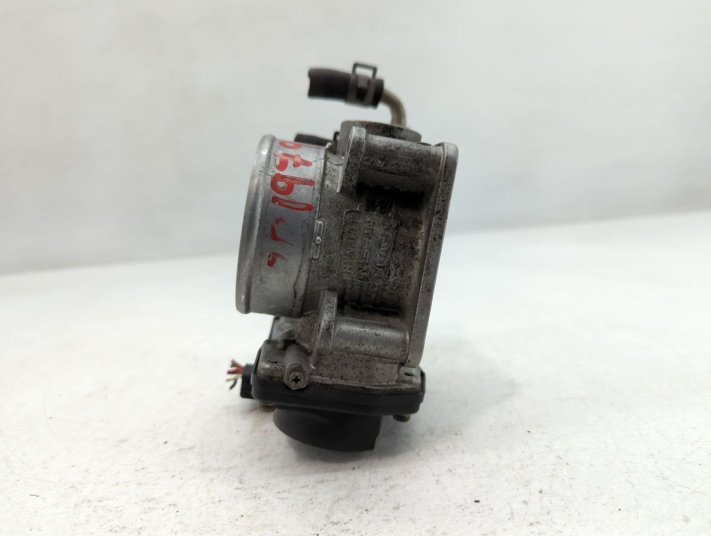 2007-2013 Nissan Altima Throttle Body P/N:G 8X06 1 526-01 Fits Fits 2007 2008 2009 2010 2011 2012 2013 OEM Used Auto Parts -