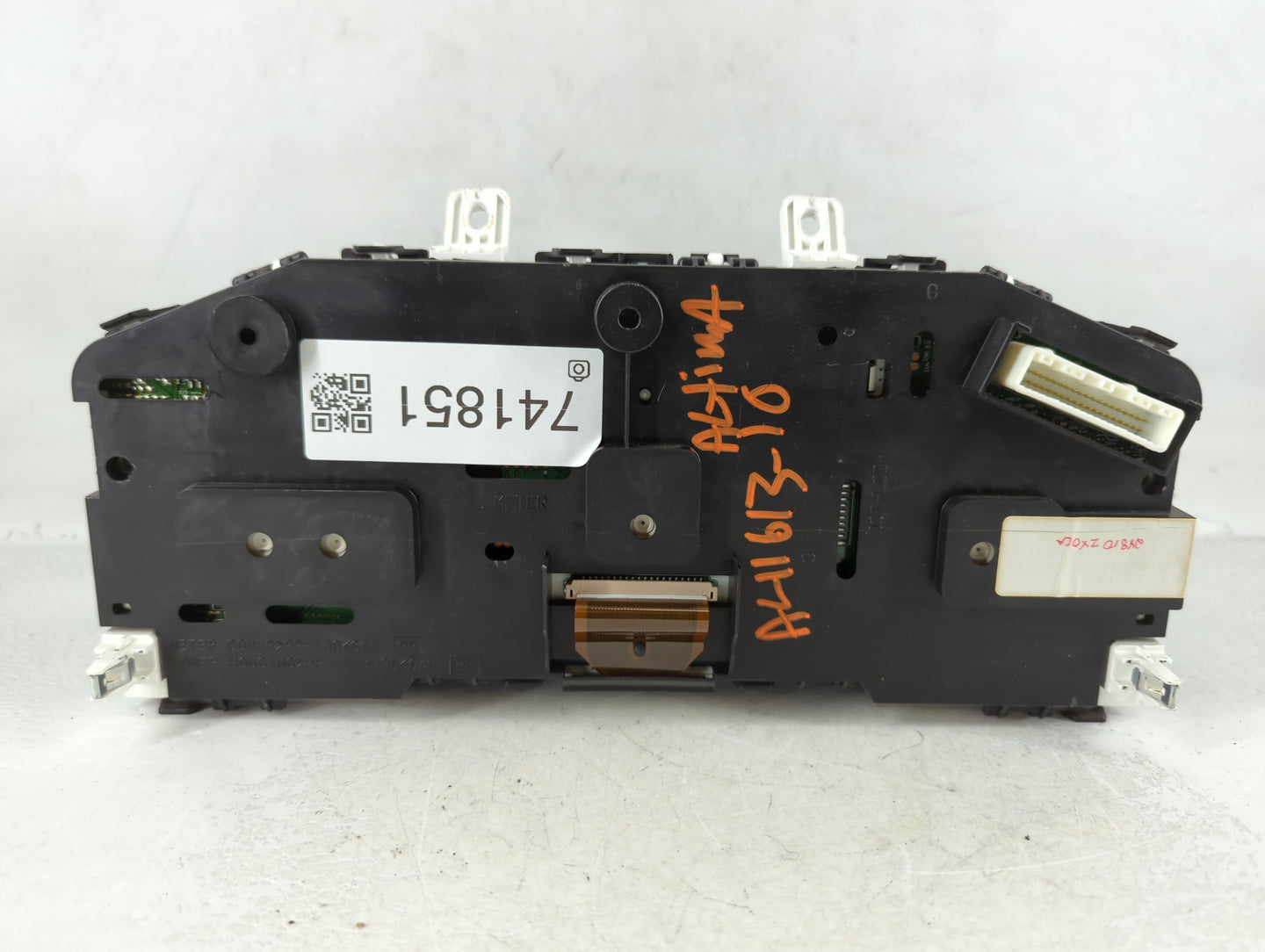 2010 Nissan Altima Instrument Cluster Speedometer Gauges Fits OEM Used Auto Parts - Oemusedautoparts1.com