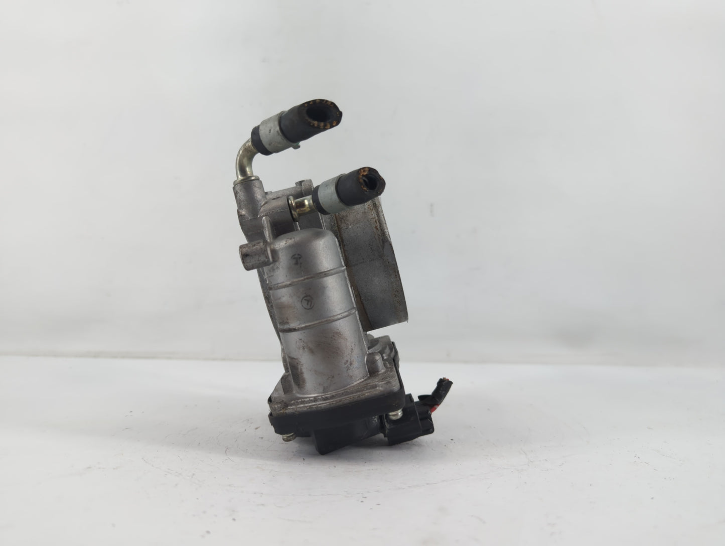 2007-2014 Nissan Altima Throttle Body P/N:G0109 1 526-01 Fits Fits 2007 2008 2009 2010 2011 2012 2013 2014 OEM Used Auto Par