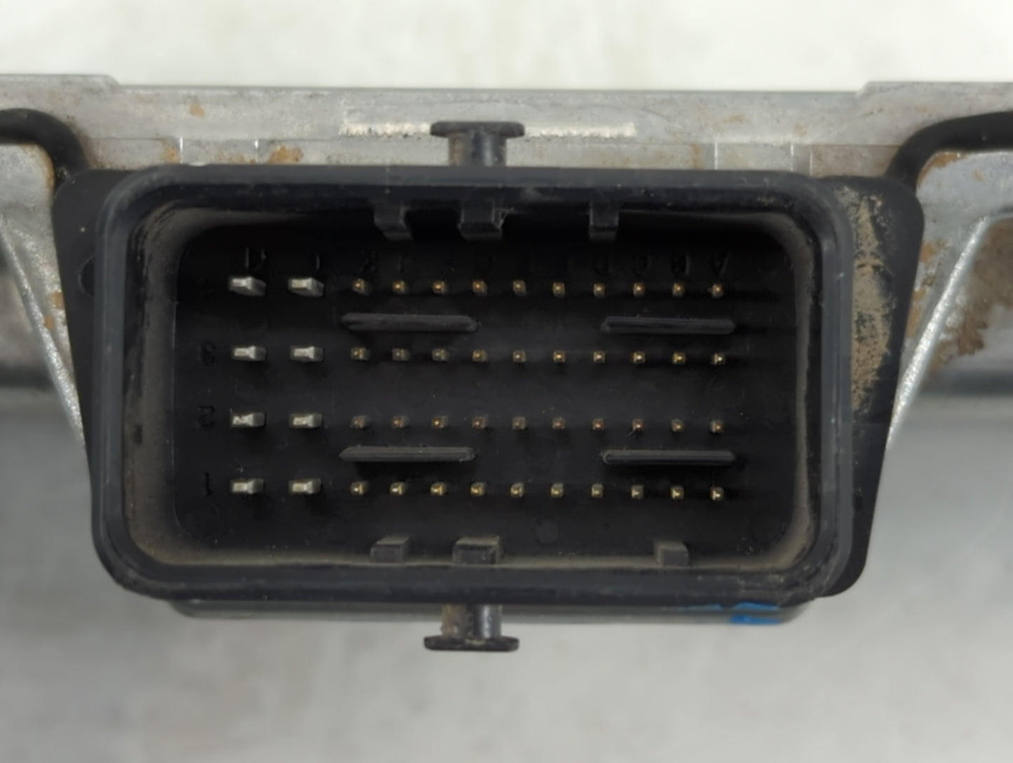 2010-2010 Nissan Altima Body Control Module Bcm Inner Cabin Fuse Box - Oemusedautoparts1.com