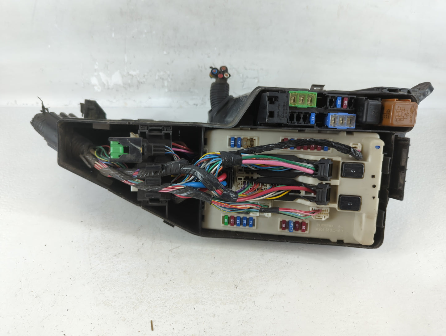 2008-2010 Nissan Altima Fusebox Fuse Box Panel Relay Module P/N:284B71AA1A Fits Fits 2008 2009 2010 OEM Used Auto Parts - Oe