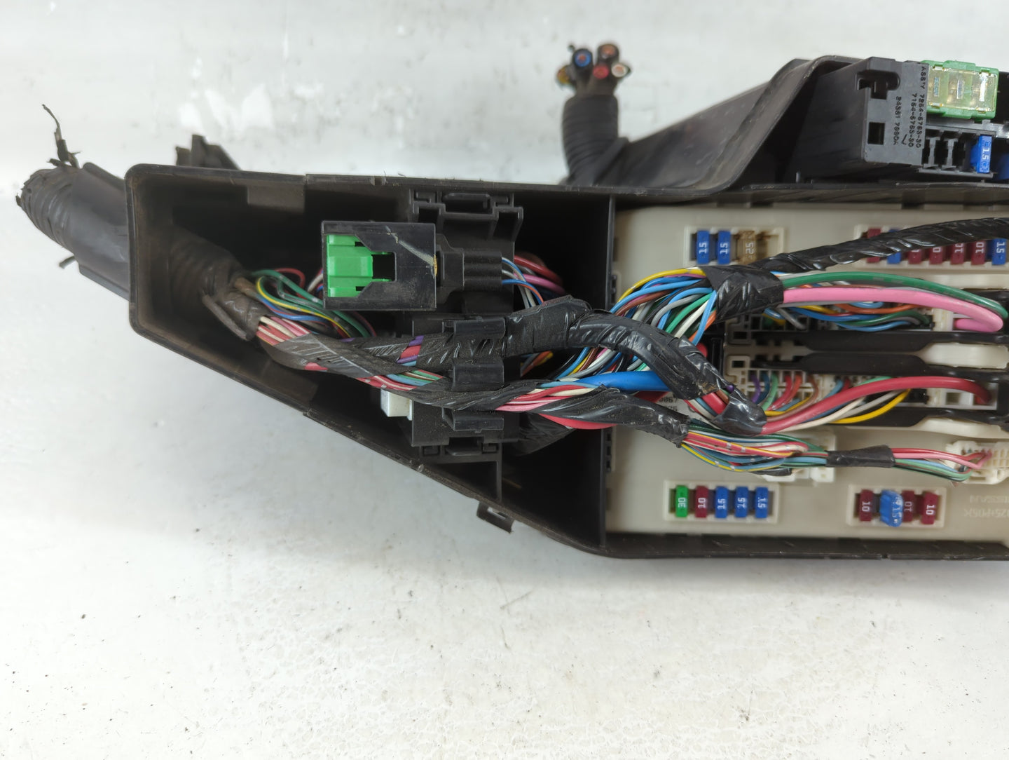 2008-2010 Nissan Altima Fusebox Fuse Box Panel Relay Module P/N:284B71AA1A Fits Fits 2008 2009 2010 OEM Used Auto Parts - Oe