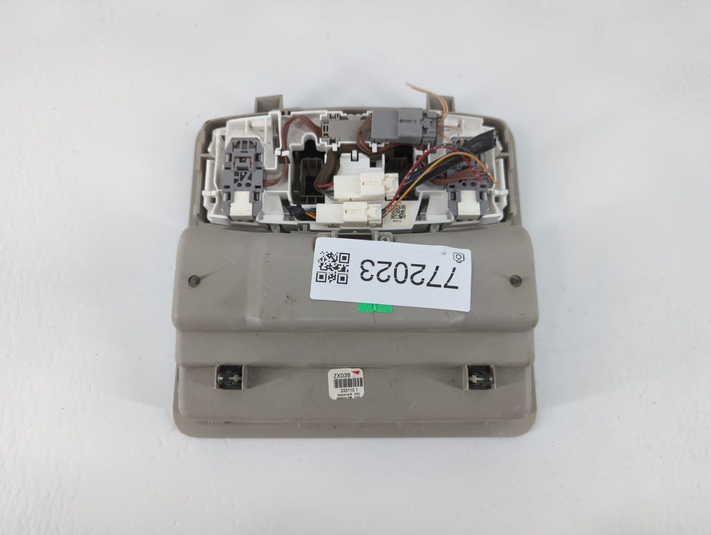 2010 Nissan Altima Overhead Roof Console - Oemusedautoparts1.com