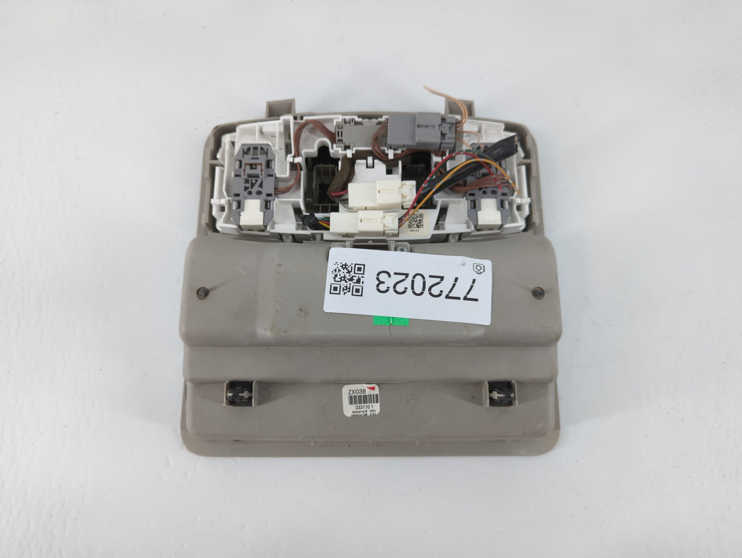 2010 Nissan Altima Overhead Roof Console - Oemusedautoparts1.com
