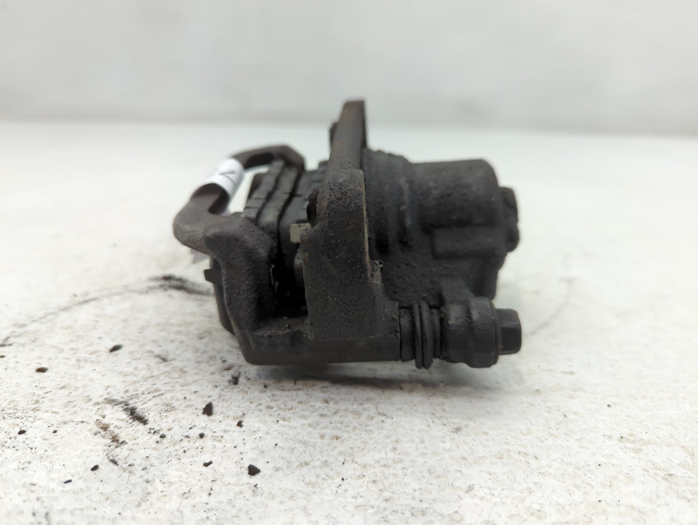 2007-2018 Nissan Altima Front Driver Left Brake Caliper - Oemusedautoparts1.com