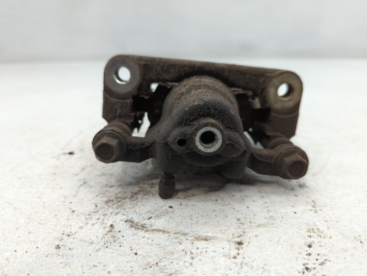 2007-2018 Nissan Altima Front Passenger Right Brake Caliper - Oemusedautoparts1.com