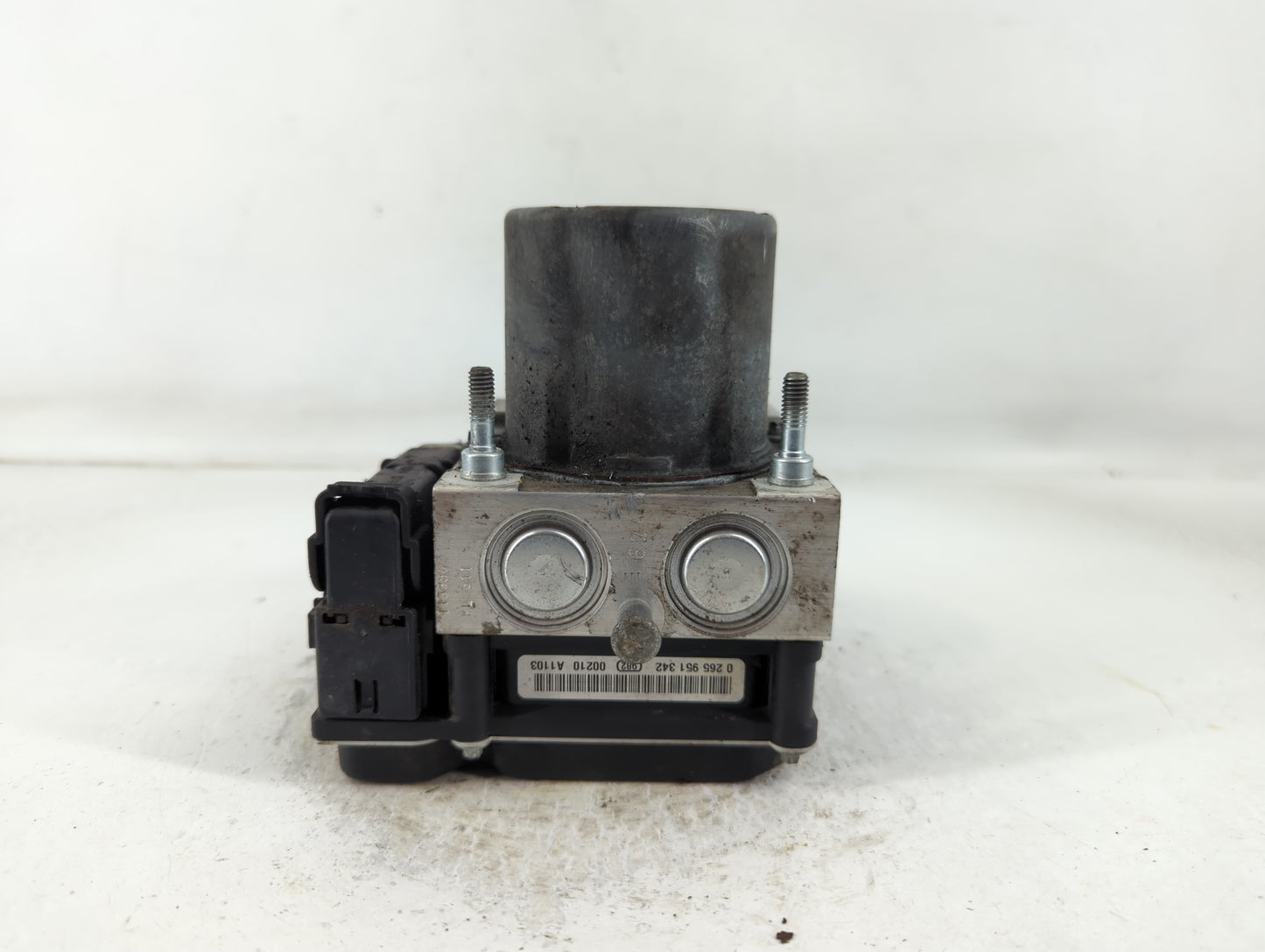2010 Nissan Altima ABS Pump Control Module Replacement P/N:47660 ZX00A Fits OEM Used Auto Parts - Oemusedautoparts1.com