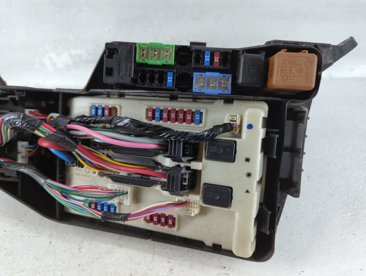 2008-2010 Nissan Altima Fusebox Fuse Box Panel Relay Module P/N:284B71AA1A Fits Fits 2008 2009 2010 OEM Used Auto Parts - Oe