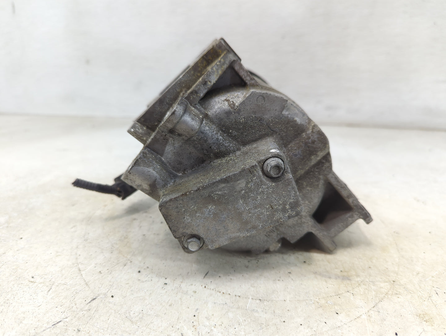 2007-2013 Nissan Altima Air Conditioning A/c Ac Compressor Oem - Oemusedautoparts1.com