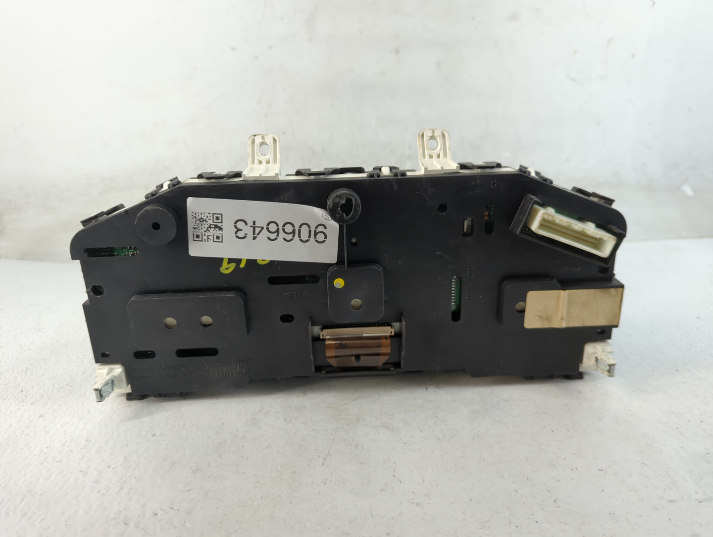 2010 Nissan Altima Instrument Cluster Speedometer Gauges Fits OEM Used Auto Parts - Oemusedautoparts1.com