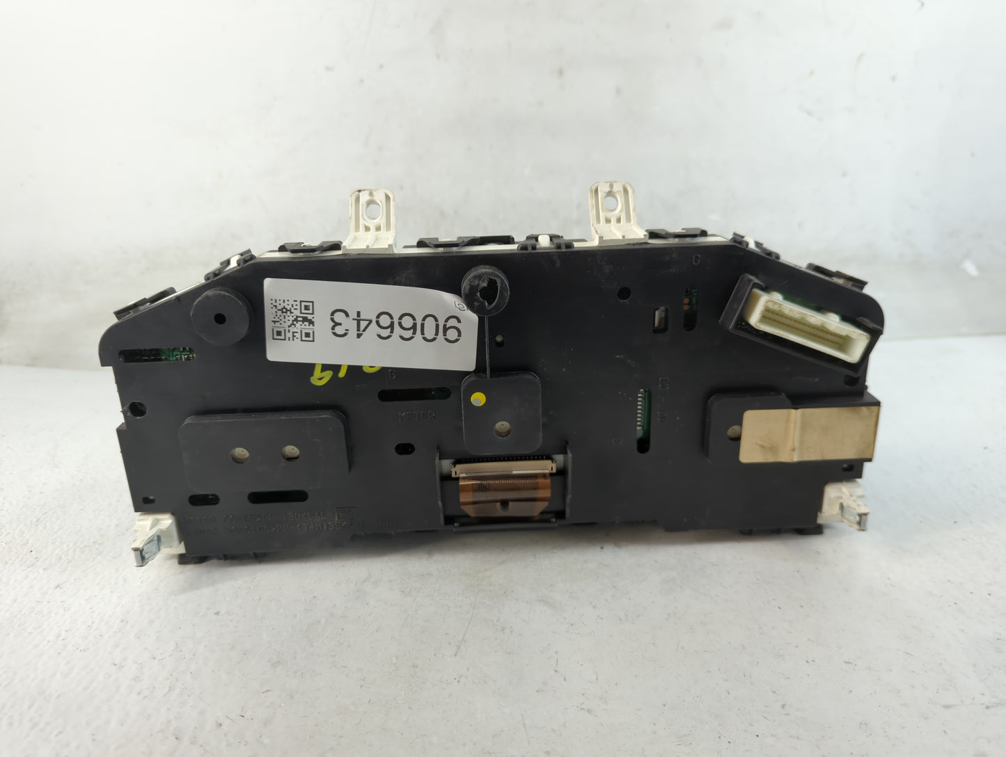 2010 Nissan Altima Instrument Cluster Speedometer Gauges Fits OEM Used Auto Parts - Oemusedautoparts1.com