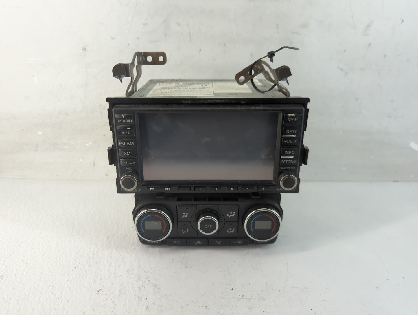 2010 Nissan Altima Radio AM FM Cd Player Receiver Replacement P/N:25915 ZX00A Fits OEM Used Auto Parts - Oemusedautoparts1.c