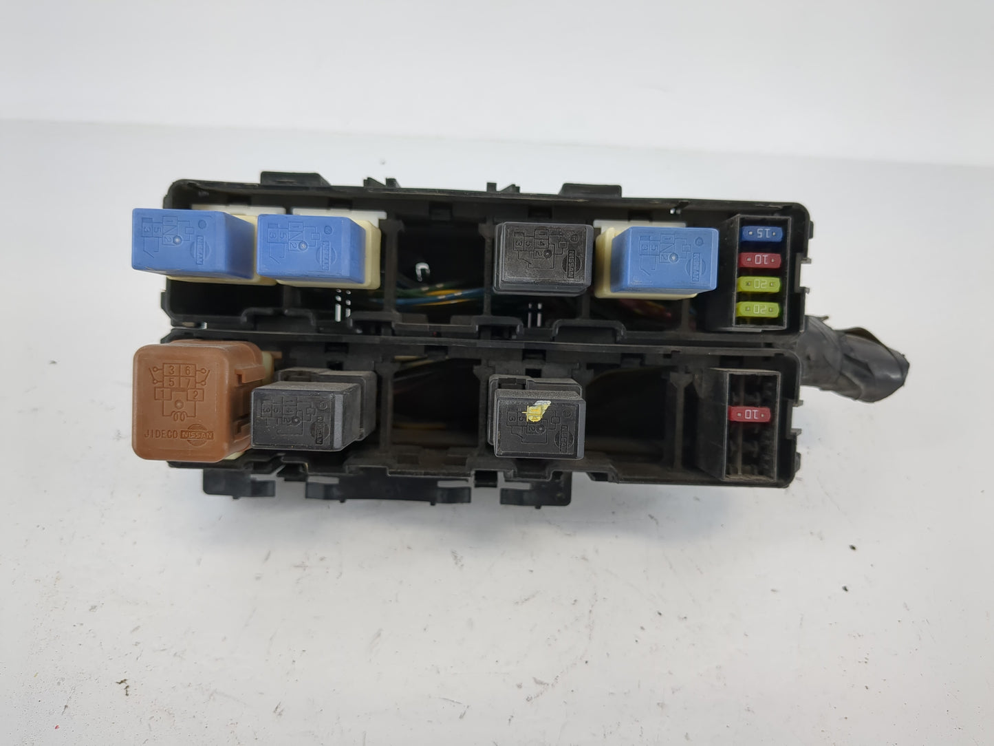 2008-2012 Nissan Armada Fusebox Fuse Box Panel Relay Module P/N:284B7 ZE03B Fits Fits 2008 2009 2010 2011 2012 OEM Used Auto