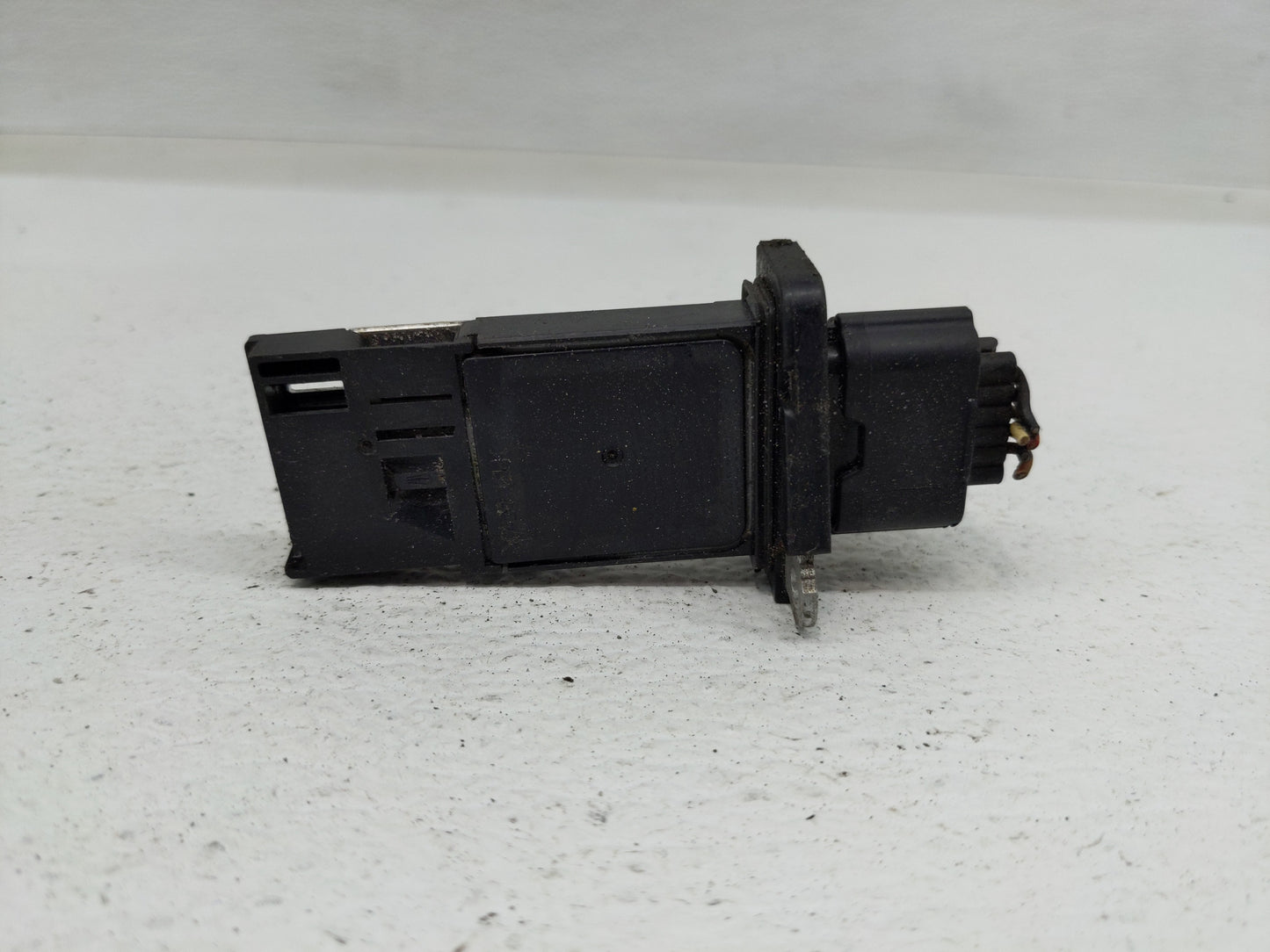 2005-2022 Nissan Armada Mass Air Flow Meter Maf - Oemusedautoparts1.com