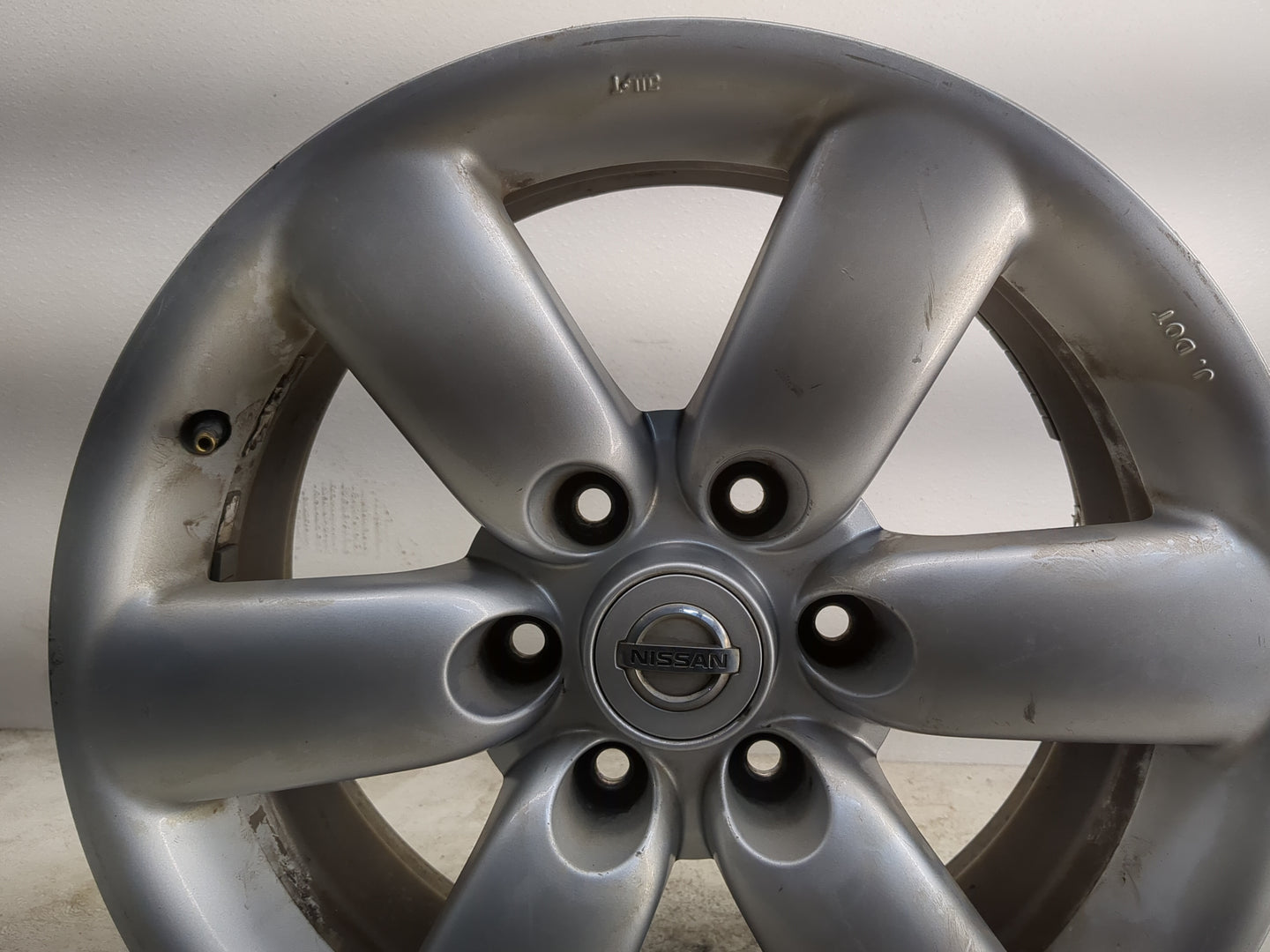 2008-2015 Nissan Armada Oem Wheel Rim 1275271 - Oemusedautoparts1.com