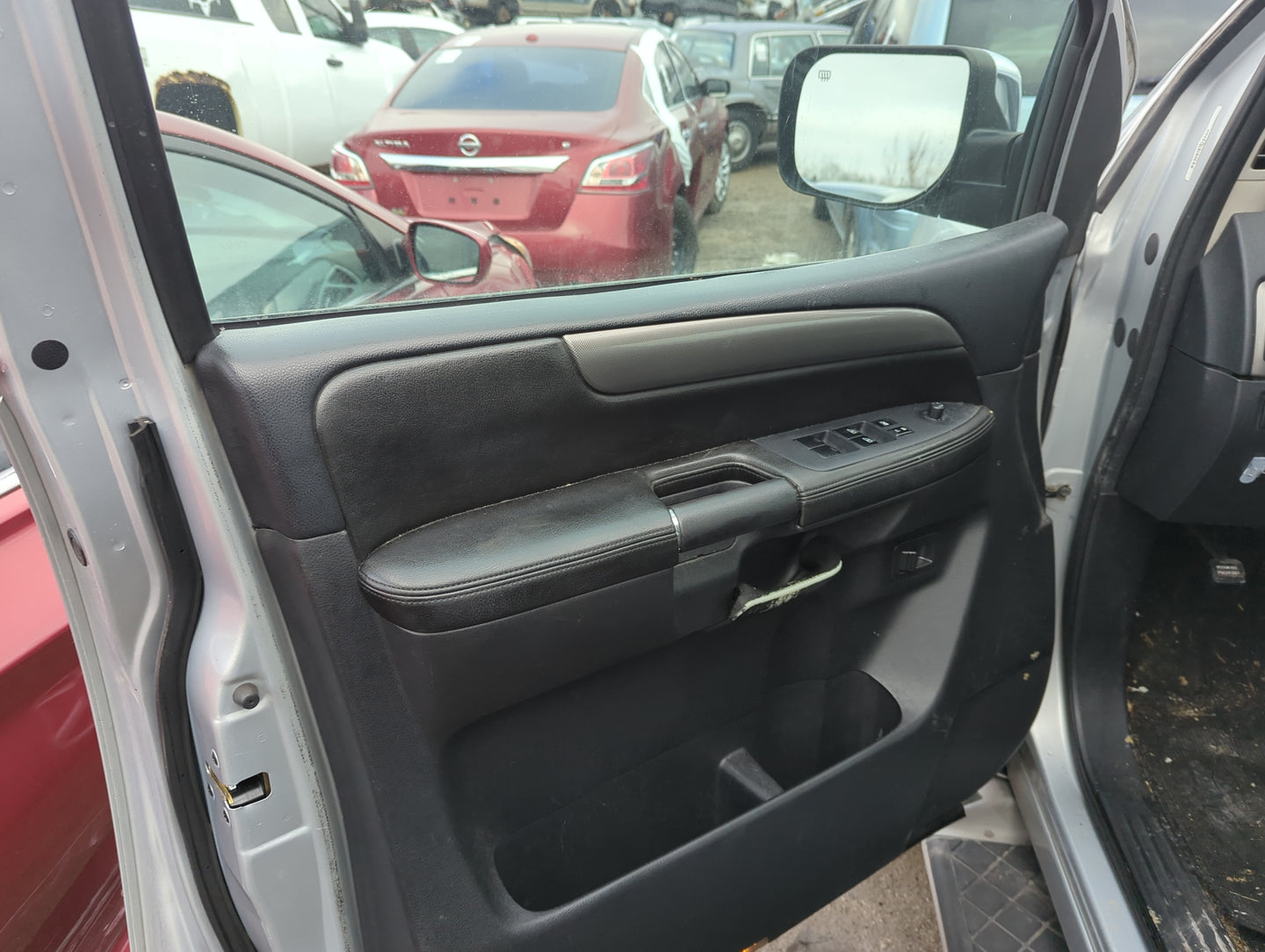 2010 Nissan Armada Front Left Driver Interior Door Panel Trim - Oemusedautoparts1.com