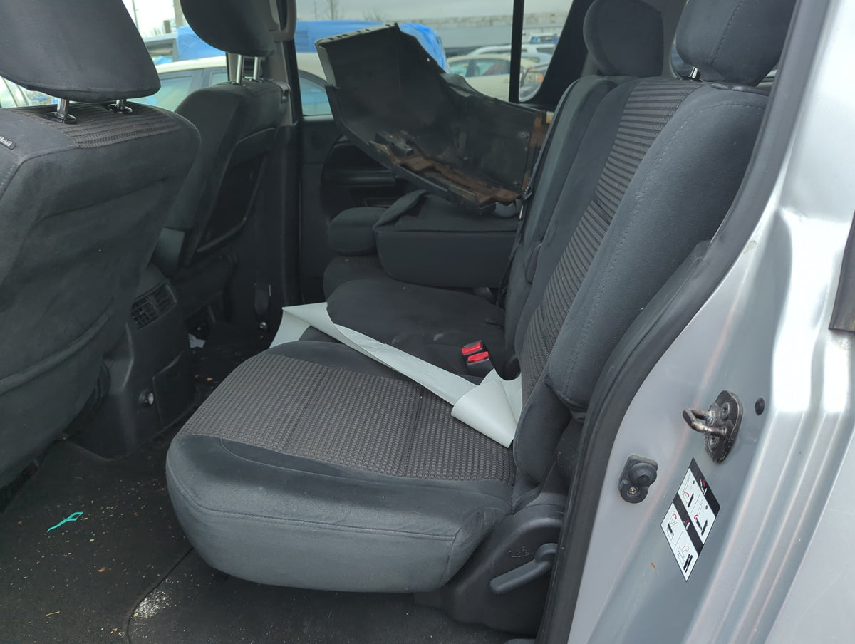 2010 Nissan Armada Rear Seat Oem - Oemusedautoparts1.com