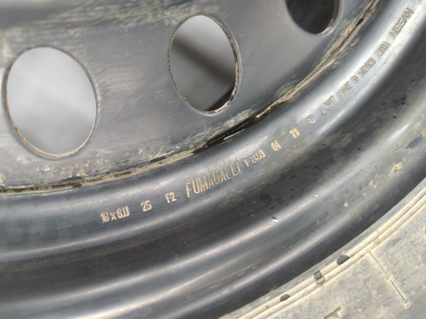 2007-2015 Nissan Armada Spare Donut Tire Wheel Rim Oem - Oemusedautoparts1.com