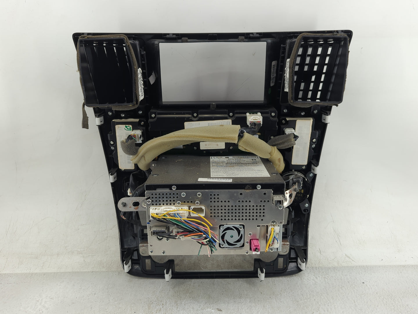 2010-2012 Nissan Armada Radio Control Panel - Oemusedautoparts1.com