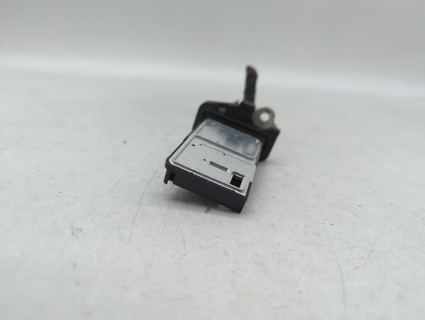2005-2019 Nissan Armada Mass Air Flow Meter Maf - Oemusedautoparts1.com