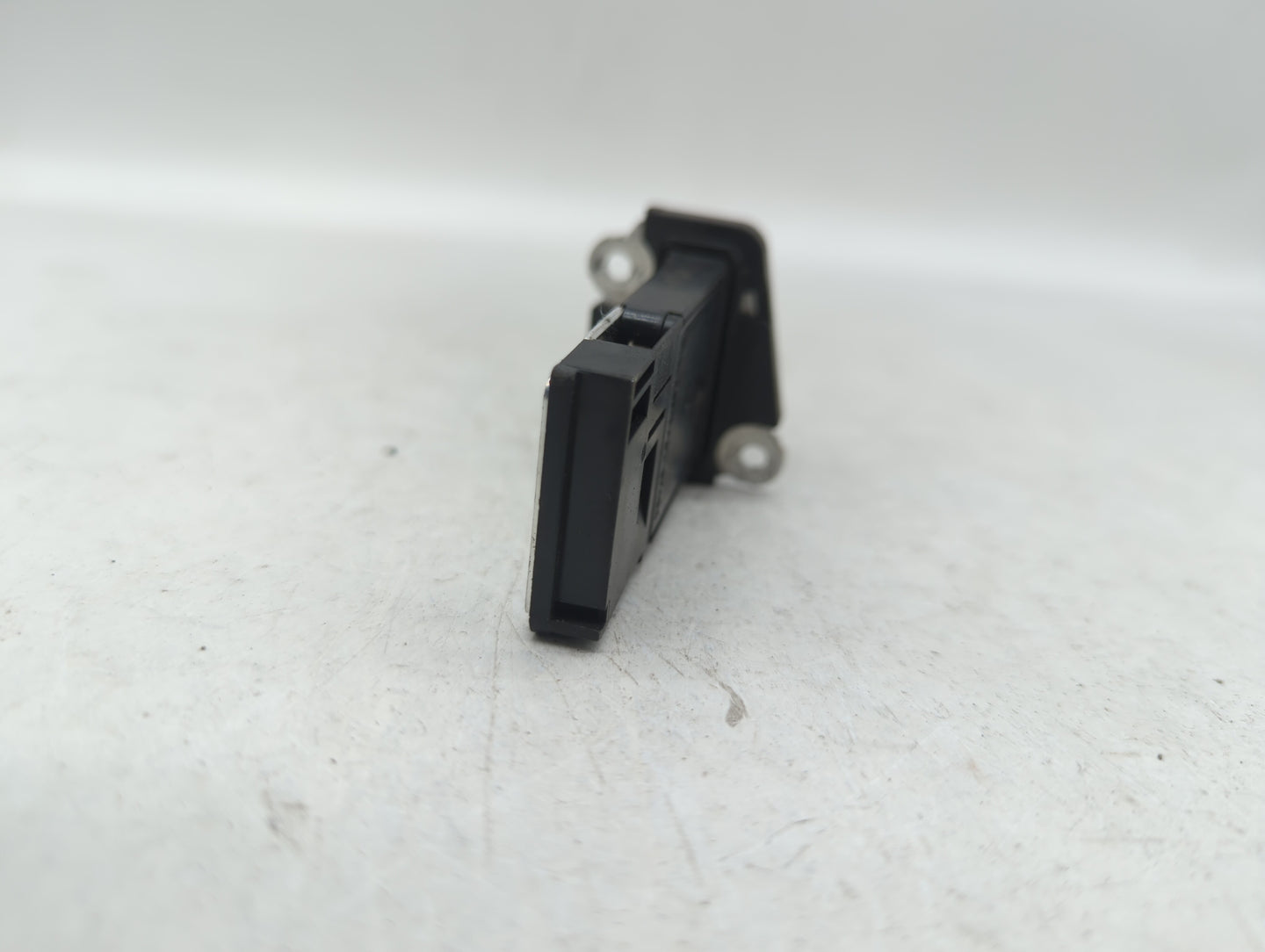 2005-2019 Nissan Armada Mass Air Flow Meter Maf - Oemusedautoparts1.com