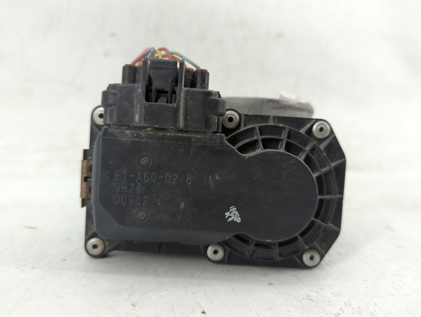 2009-2014 Nissan Cube Throttle Body P/N:ET-A60-02 Fits Fits 2007 2008 2009 2010 2011 2012 2013 2014 2015 2016 2017 2018 2019