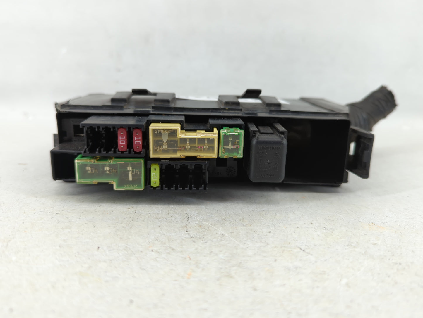 2009-2014 Nissan Cube Fusebox Fuse Box Panel Relay Module P/N:7154-7223-30 Fits Fits 2009 2010 2011 2012 2013 2014 OEM Used 