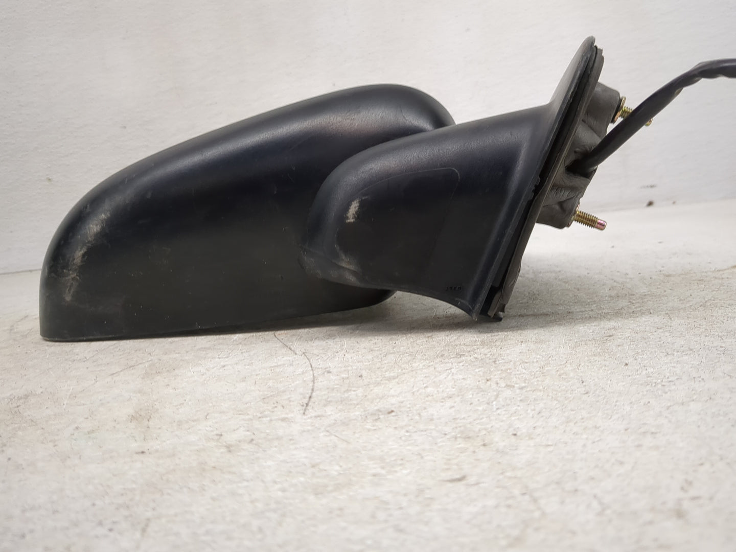 2005-2021 Nissan Frontier Passenger Side View Mirror - Right Door Mirror OEM Used - Oemusedautoparts1.com