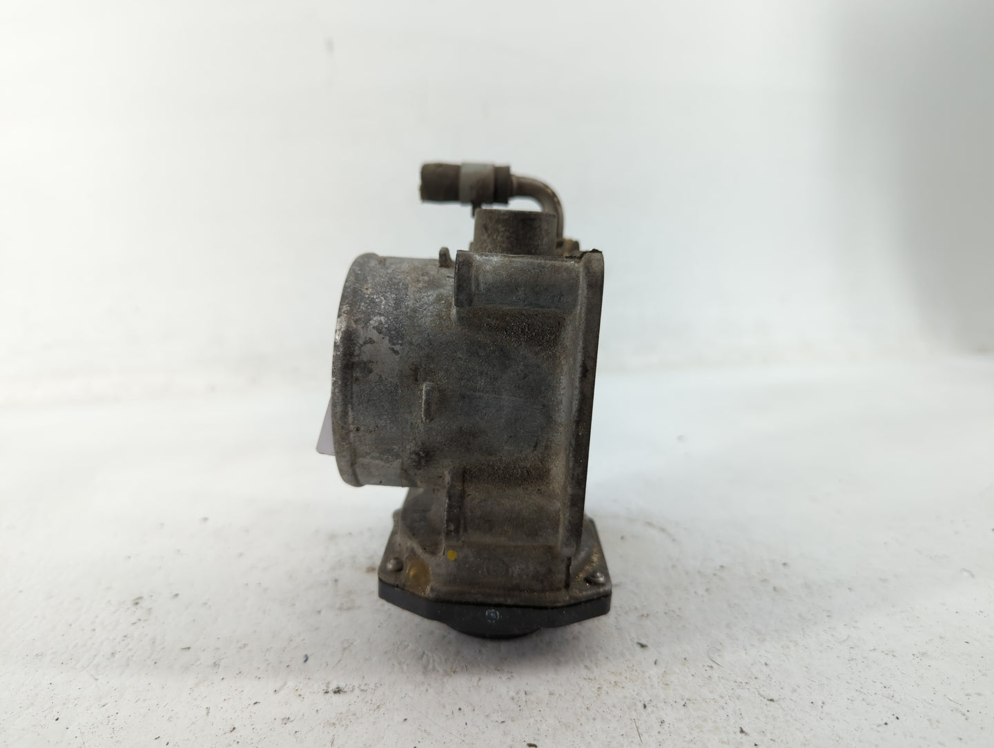 2009-2011 Nissan Frontier Throttle Body P/N:35100-2G700 EA-A60-01 C Fits Fits 2009 2010 2011 2012 OEM Used Auto Parts - Oemu