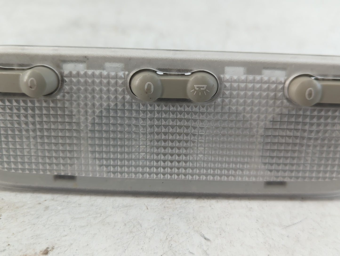 2010 Nissan Juke Overhead Roof Console - Oemusedautoparts1.com