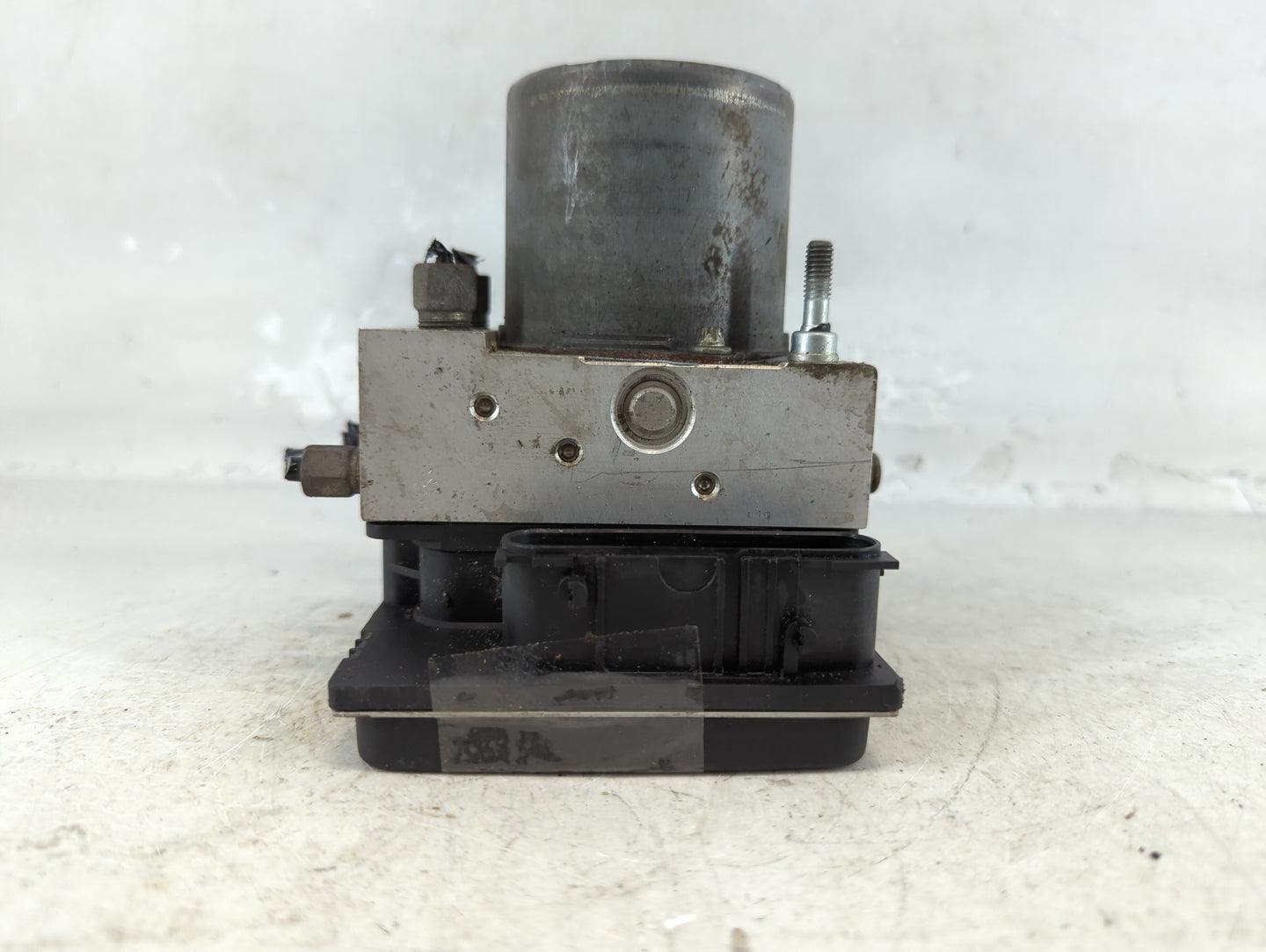 2009-2010 Nissan Maxima ABS Pump Control Module Replacement P/N:47660 9N00C Fits Fits 2009 2010 OEM Used Auto Parts - Oemuse