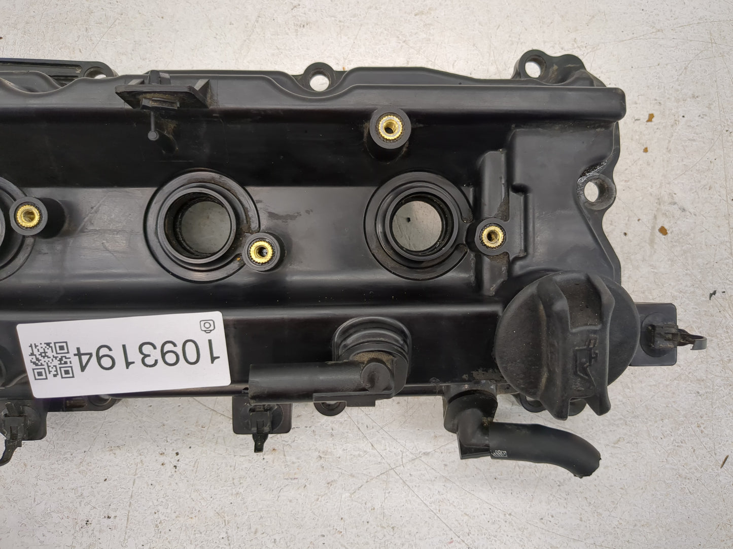 2010 Nissan Maxima Driver Left Cylinder Head Valve Cover P/N:Y2136-021 Fits OEM Used Auto Parts - Oemusedautoparts1.com