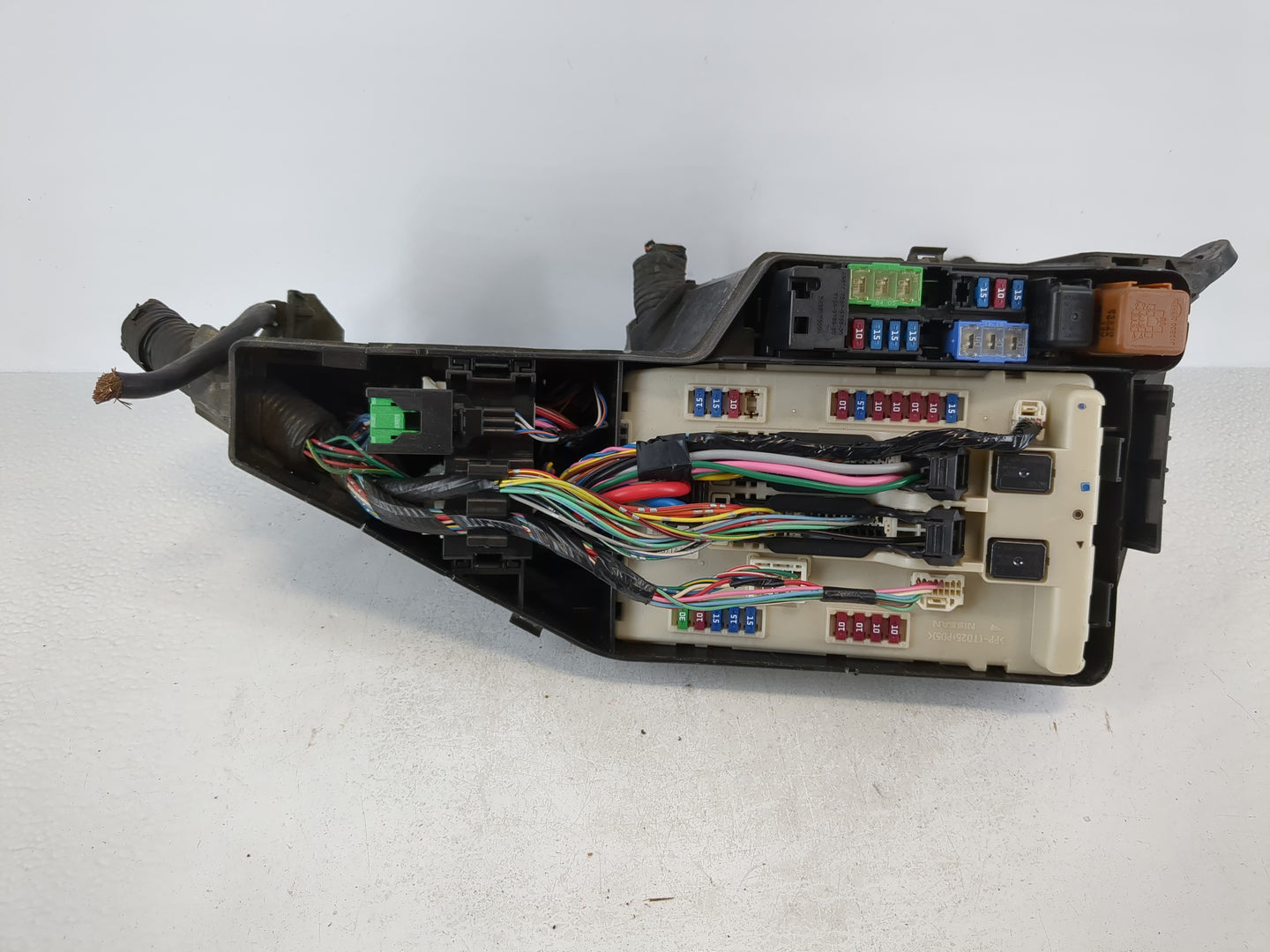 2009-2014 Nissan Maxima Fusebox Fuse Box Panel Relay Module P/N:284B71AA1A 16457799O Fits Fits 2009 2010 2011 2012 2013 2014