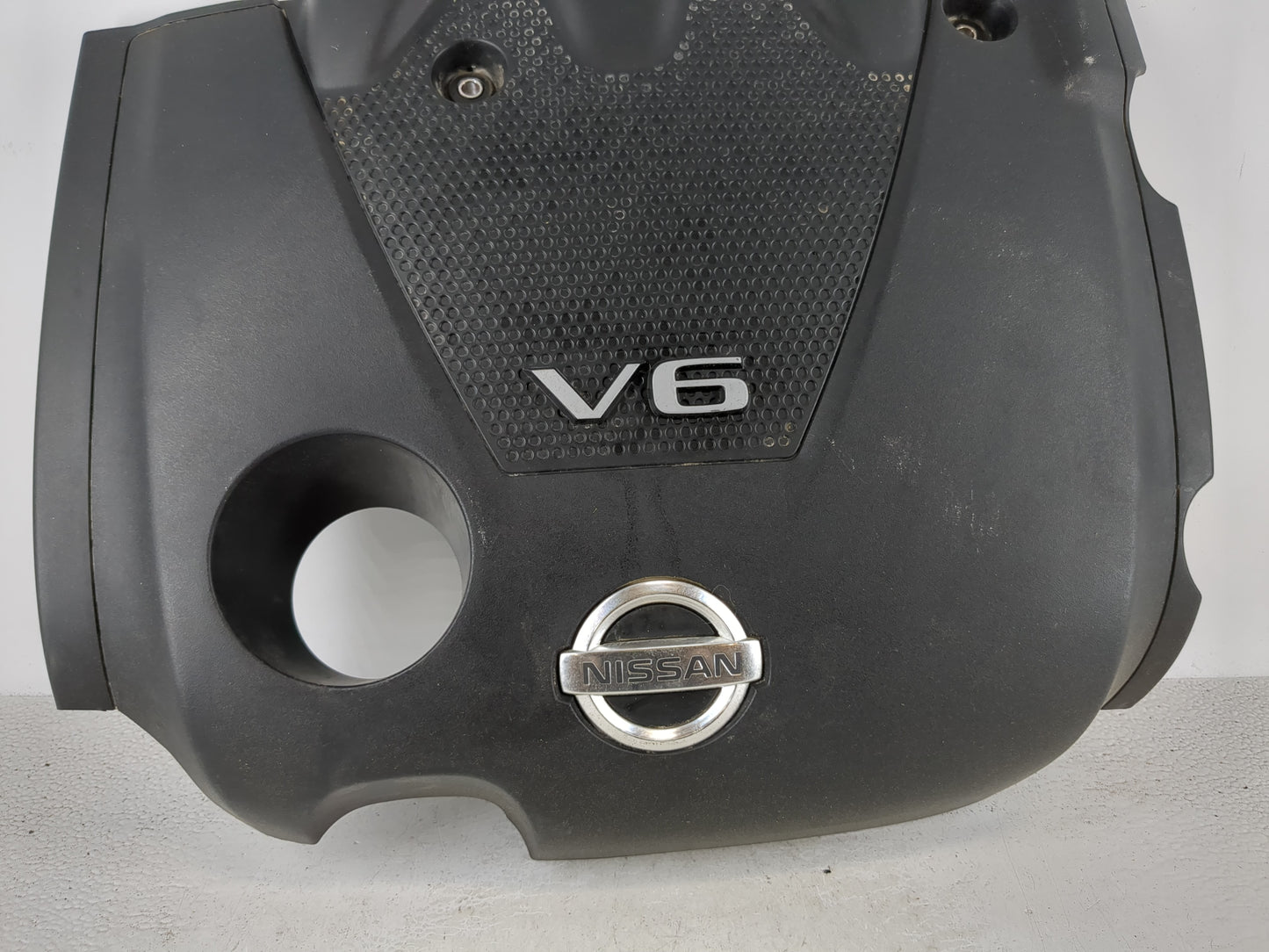 2010 Nissan Maxima Engine Cover - Oemusedautoparts1.com