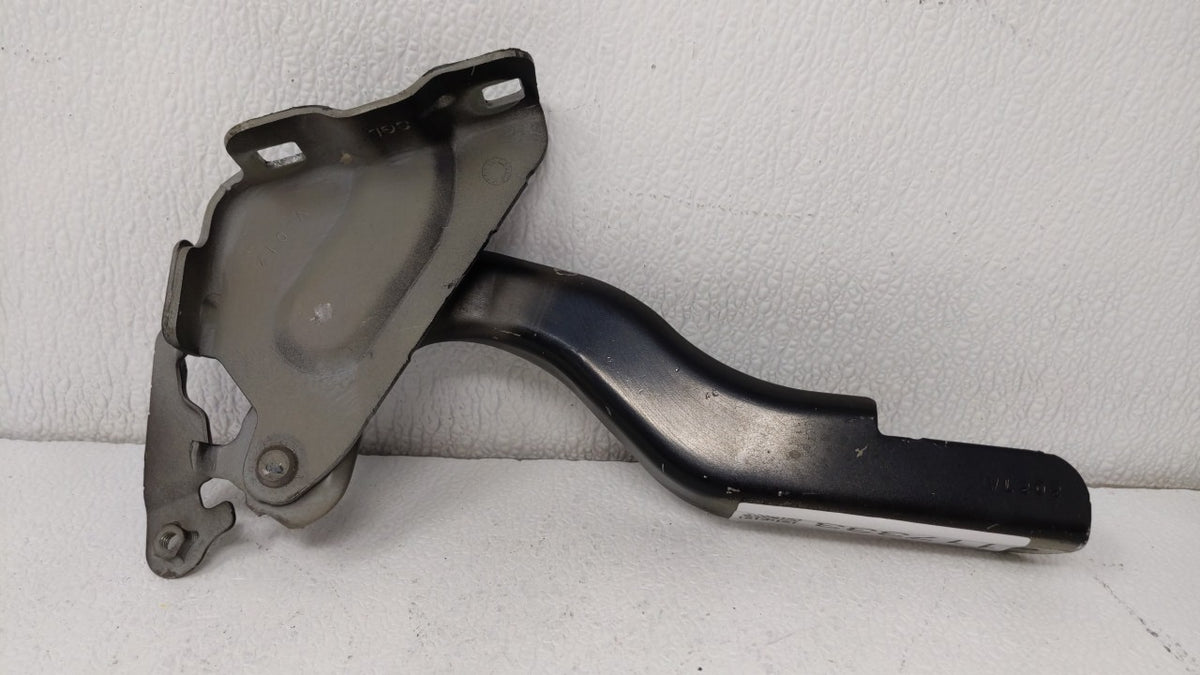 2010 Nissan Maxima Driver Hood Hinge - Oemusedautoparts1.com