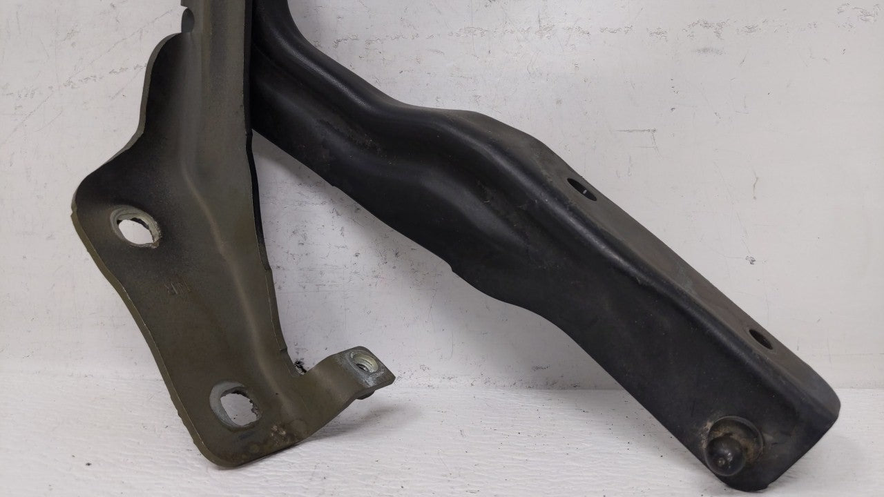2010 Nissan Maxima Passenger Hood Hinge - Oemusedautoparts1.com